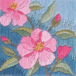 Derwentwater, kit Long Stitch - Camellias (DWSLS14)