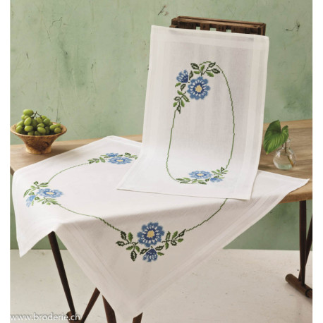 Permin, Kit imprimé chemin de table fleurs bleues (PE63-2583)