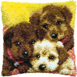 Pako, kit coussin Trois chiots (PA013.324)