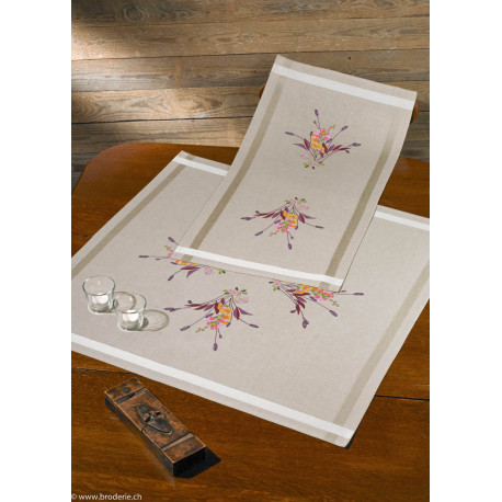 Permin, kit imprimé chemin de table herbacées et fleurs (PE63-0833)
