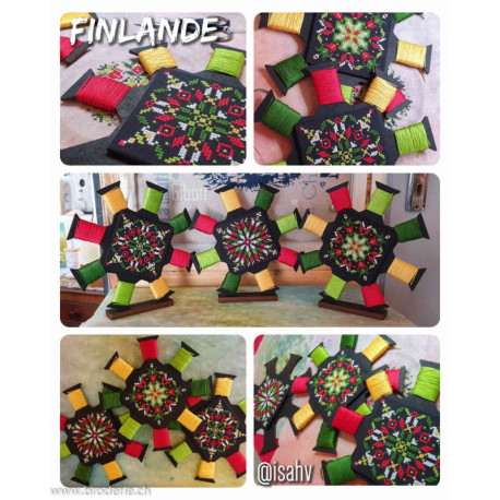 Isabelle Vautier, grille biscornu Finlande (MAND08)