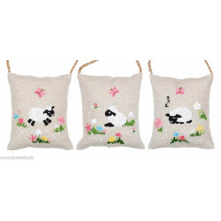 Vervaco, kit imprimé déco coussin Moutons dans le pré lot de 3 (PN0237652)