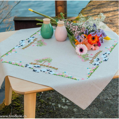 Vervaco, kit imprimé nappe Moutons dans le pré (PN0231705)